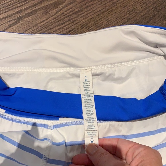 Lululemon 🦄rare colour🦄 Run Shorts size 4 - Picture 4 of 4